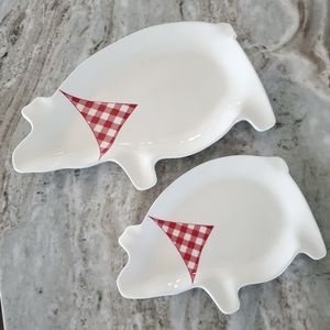 Rae Dunn Set of Two Picnic Pig Platters Magenta Collection
